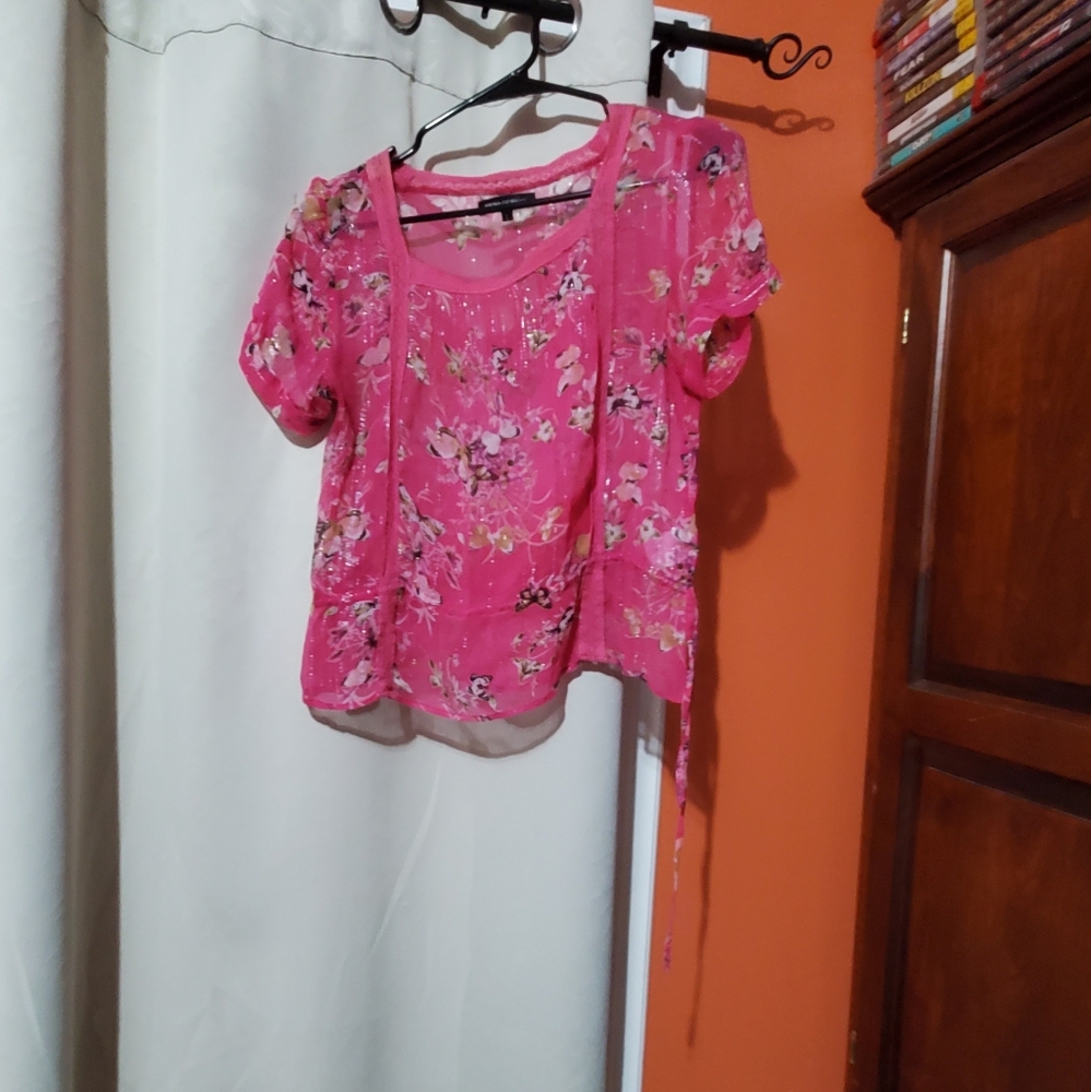 Used sheer butterfly top